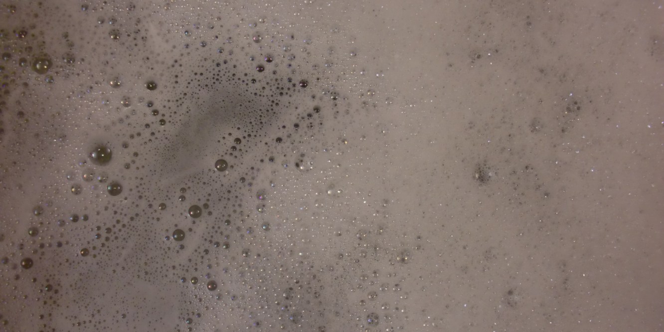 The soapy dishwater is the key.